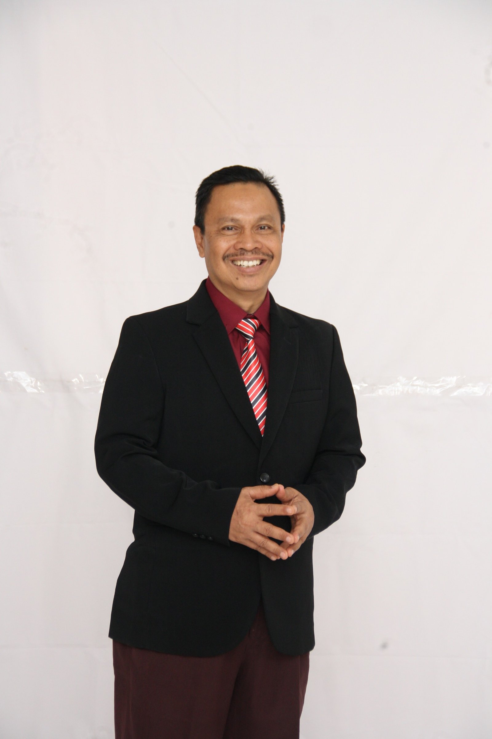 Dr. Suhardin, M.Pd.