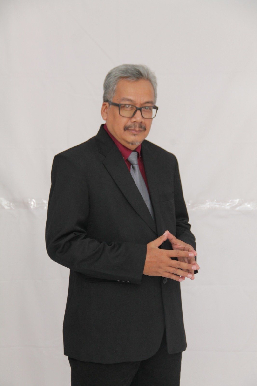 Dr. Wawan Karsiwan, M.Pd.